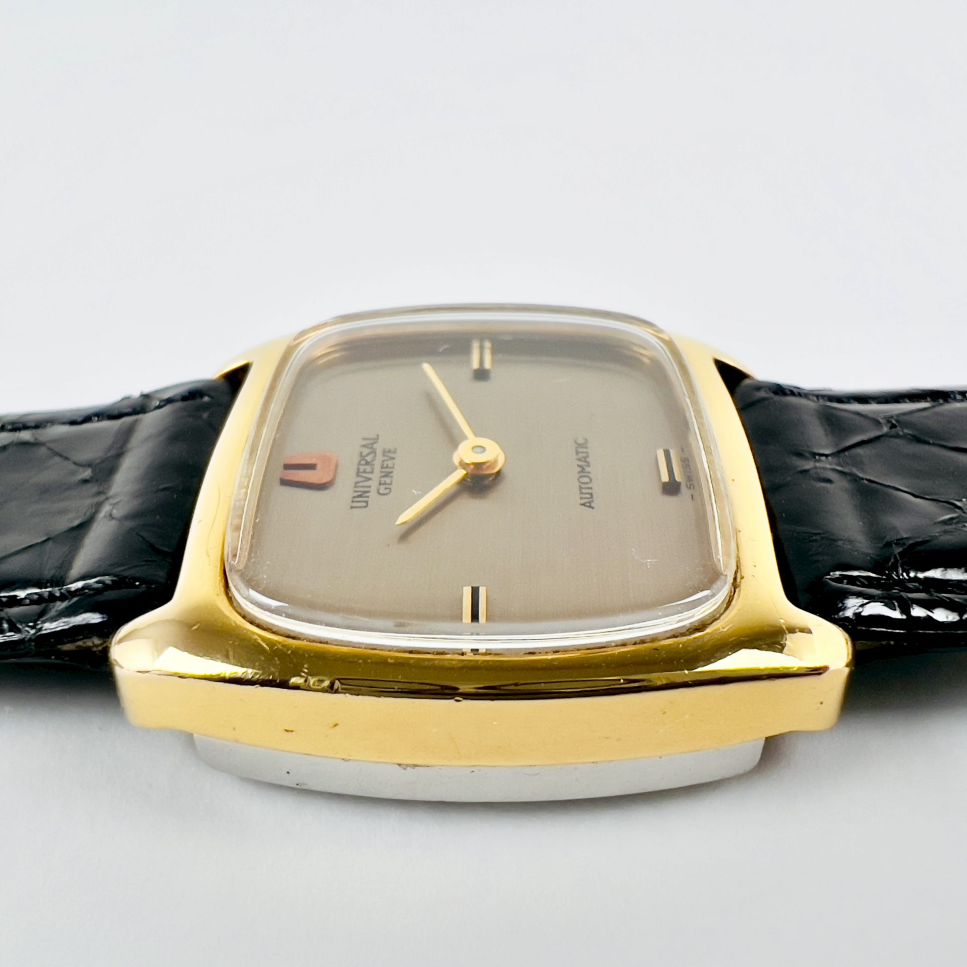 MONTRE UNIVERSAL GENÈVE AUTOMATIC FEMME CIRCA 1970 – Image 3